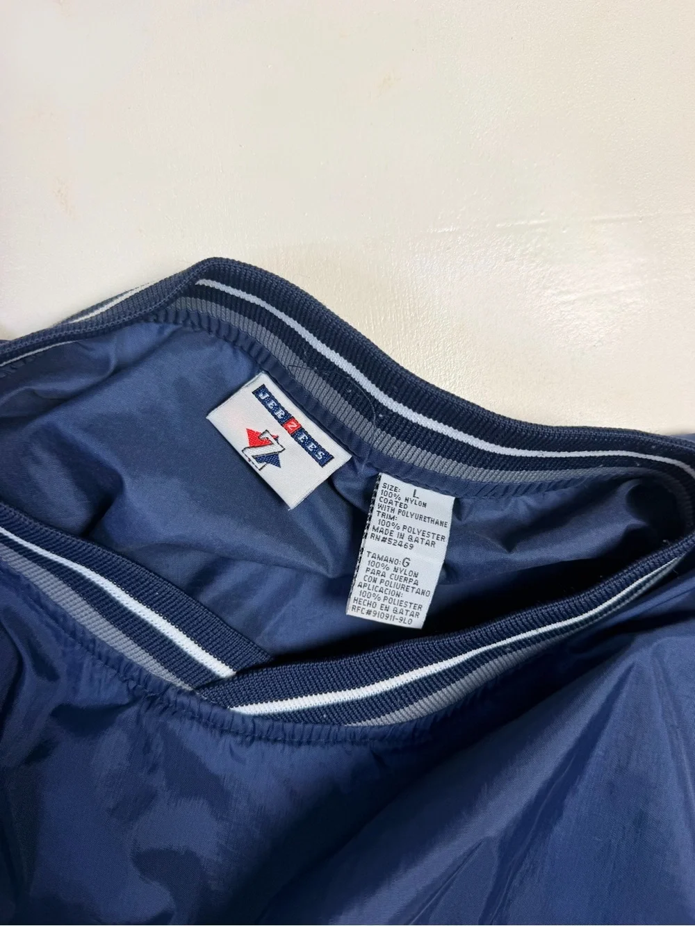 Jerzees Windbreaker Pullover Men Large Navy 90s Collegiate Striped Trim V-Neck